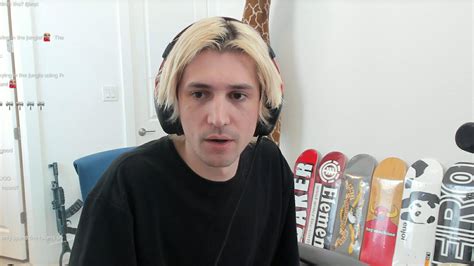 xqc dating fran|xQc confirms breakup with Fran in emotional livestream